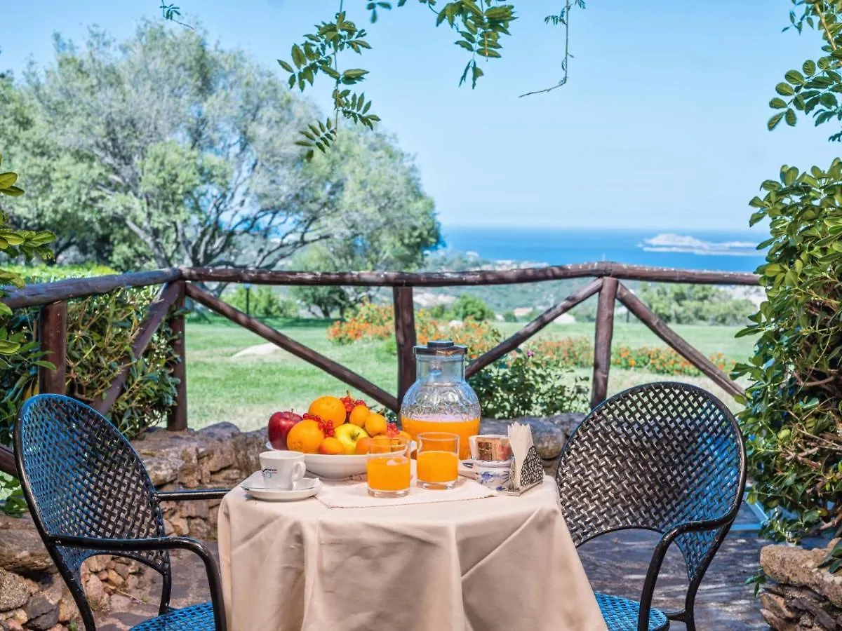 Hotel Rocce Sarde San Pantaleo 4*,